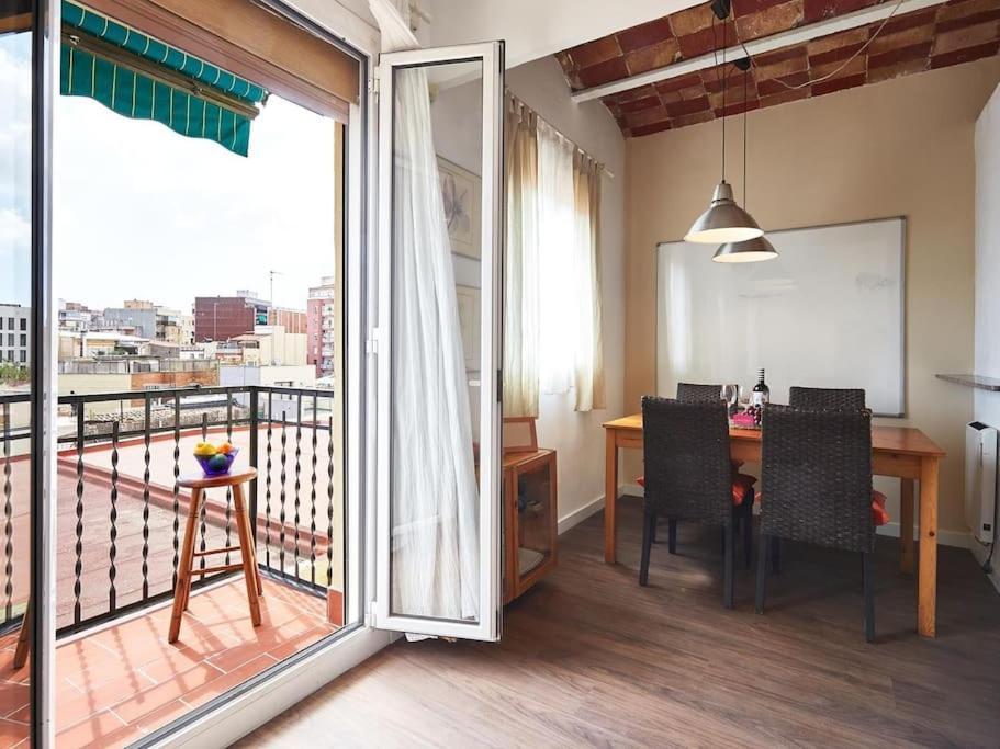 Bed&Bcn Arquimedes Barcelona Apartment Ngoại thất bức ảnh
